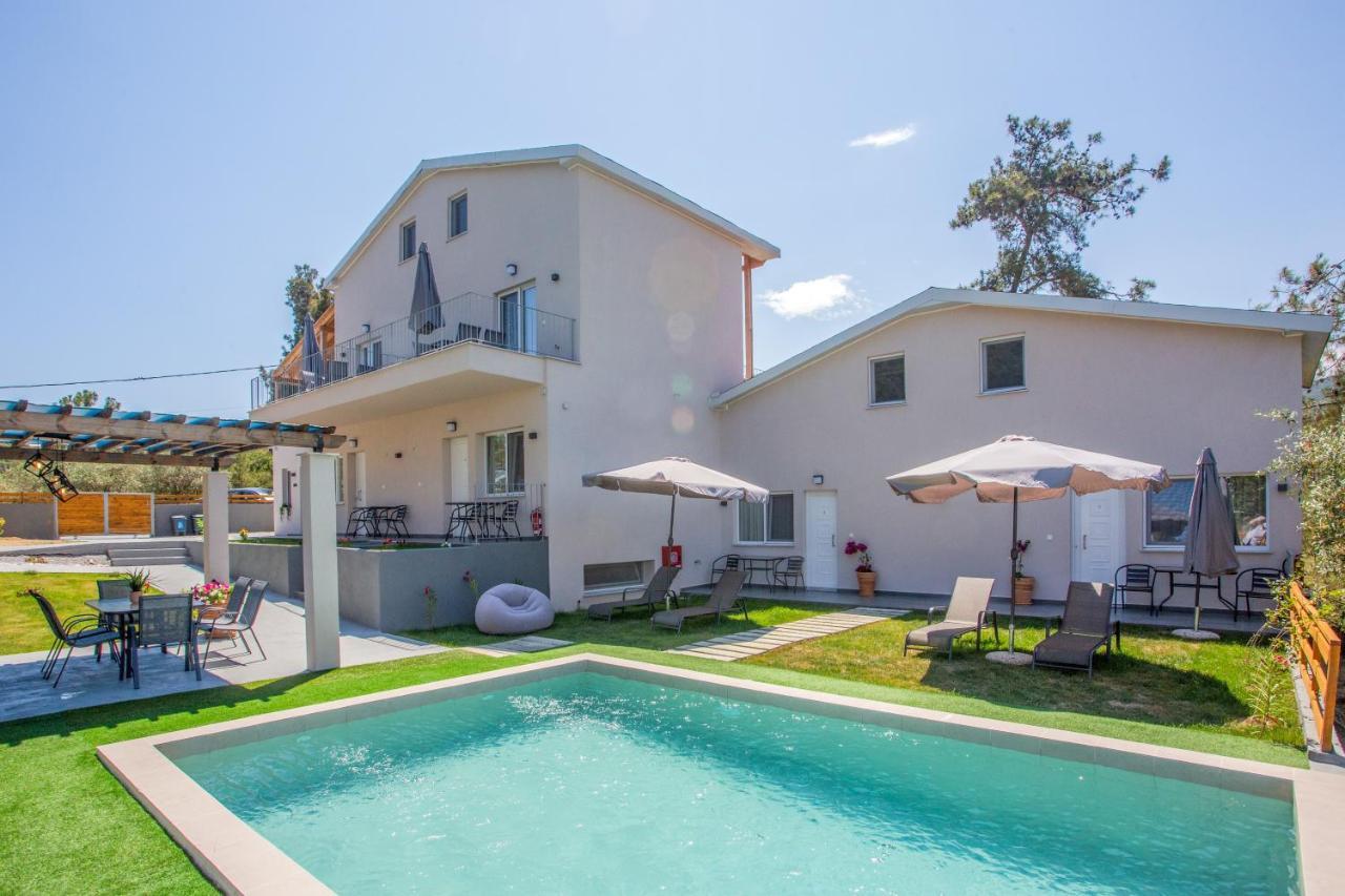 Privileged Villa Néa Péramos Extérieur photo